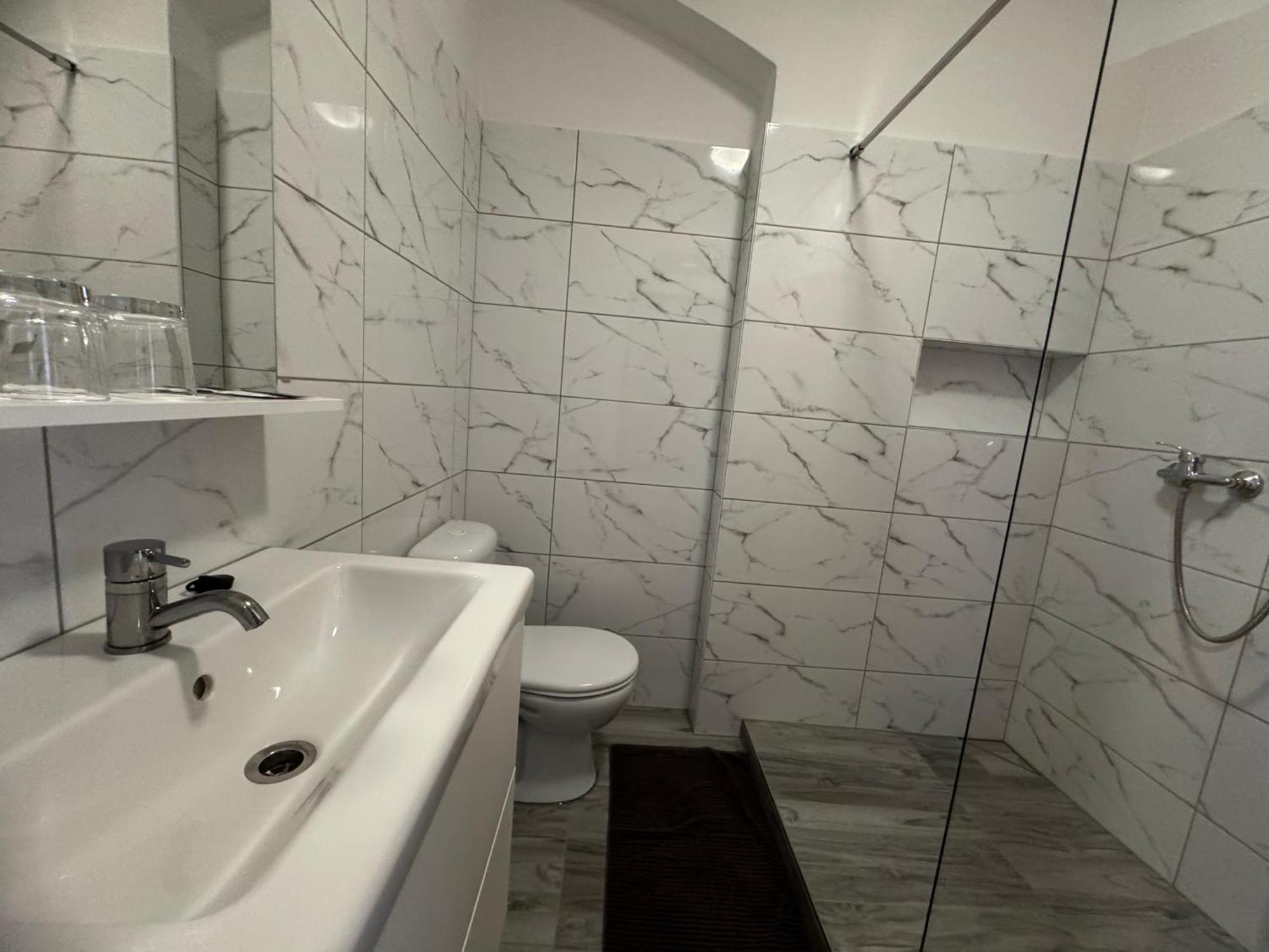 R&J Apartmany Broumov Bagian luar foto