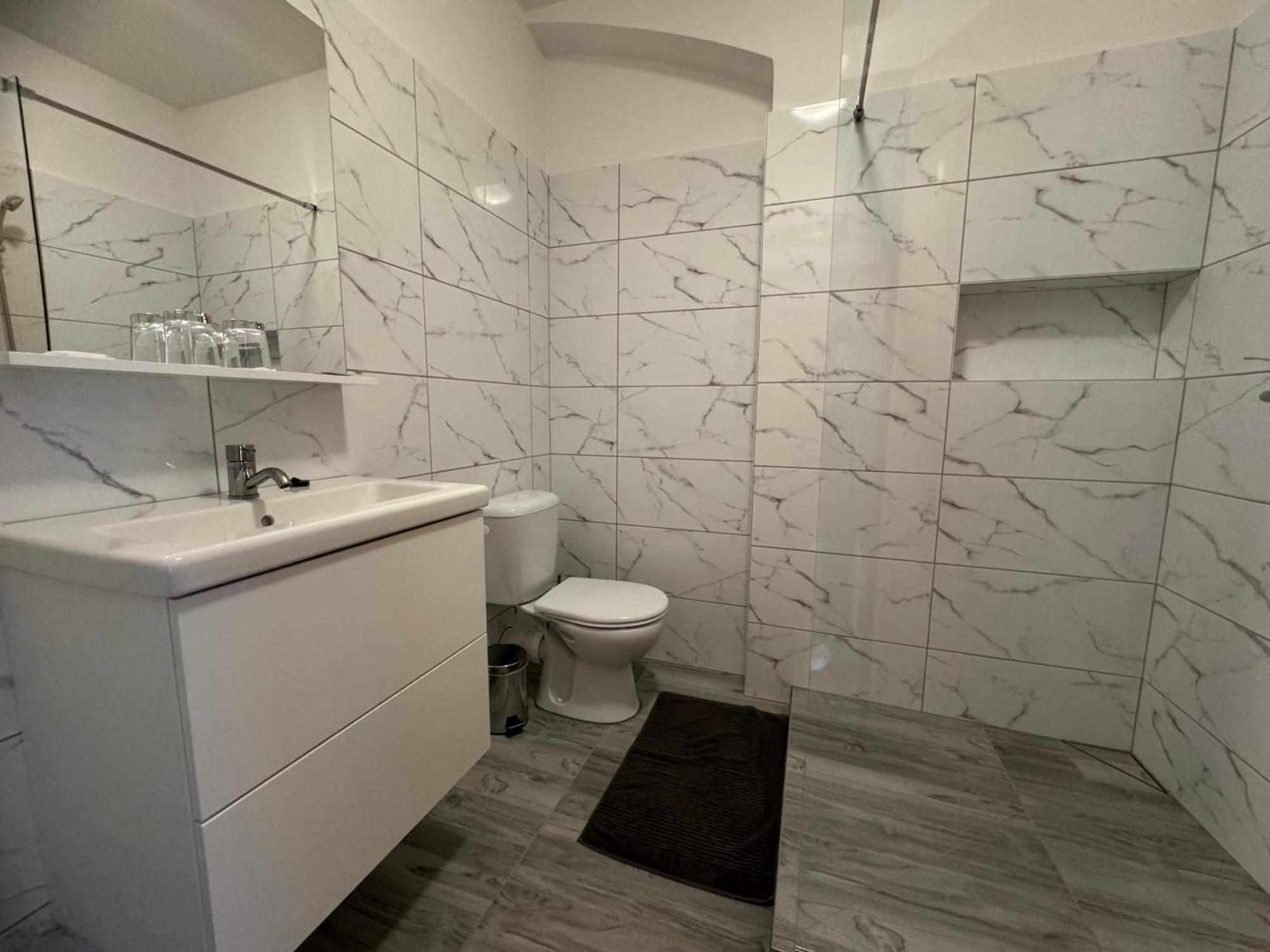 R&J Apartmany Broumov Bagian luar foto